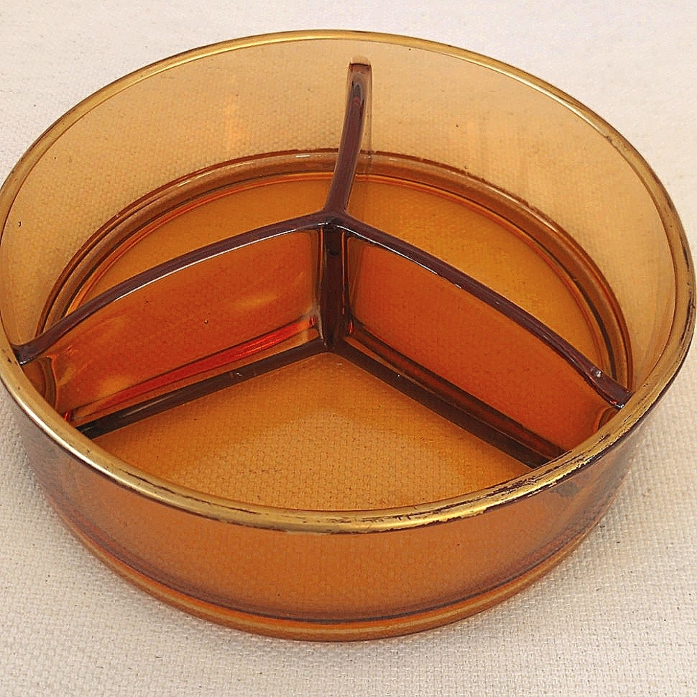 VINTAGE Amber Glass Divided Serving Dish Gold Rim Candy Condiments Nuts